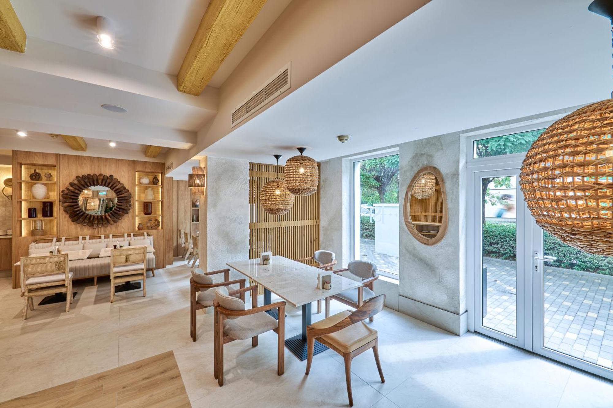 Hotel Serenity Temeşvar Dış mekan fotoğraf