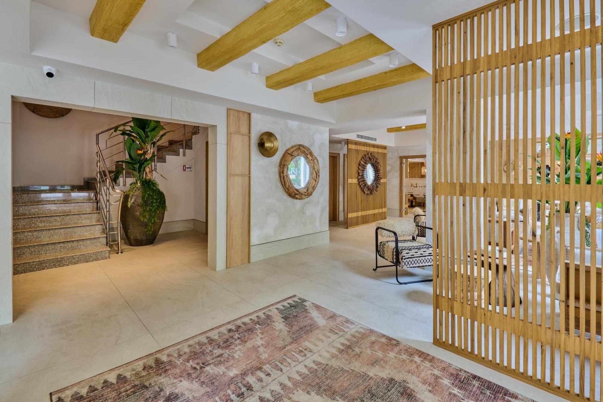 Hotel Serenity Temeşvar Dış mekan fotoğraf
