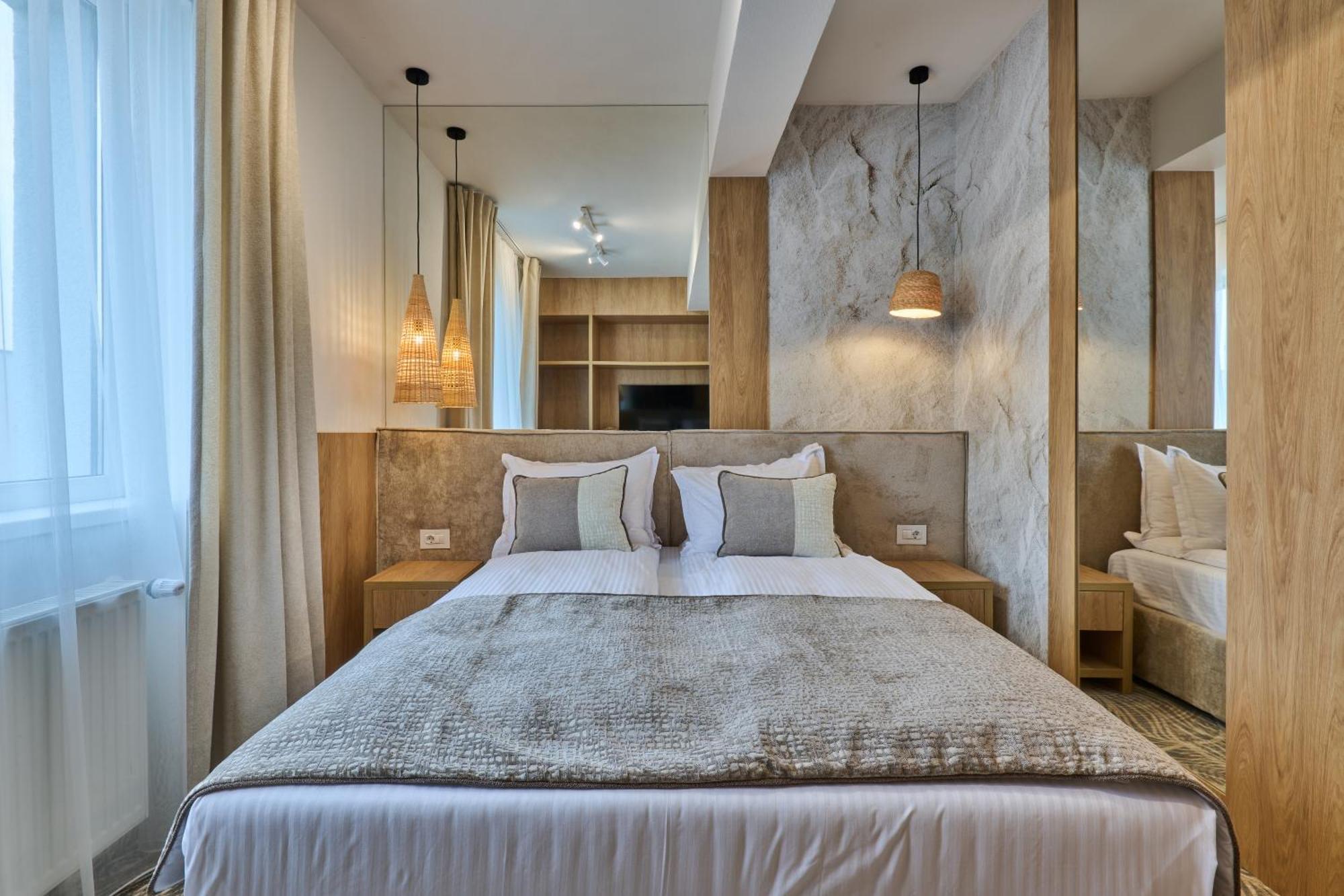 Hotel Serenity Temeşvar Dış mekan fotoğraf