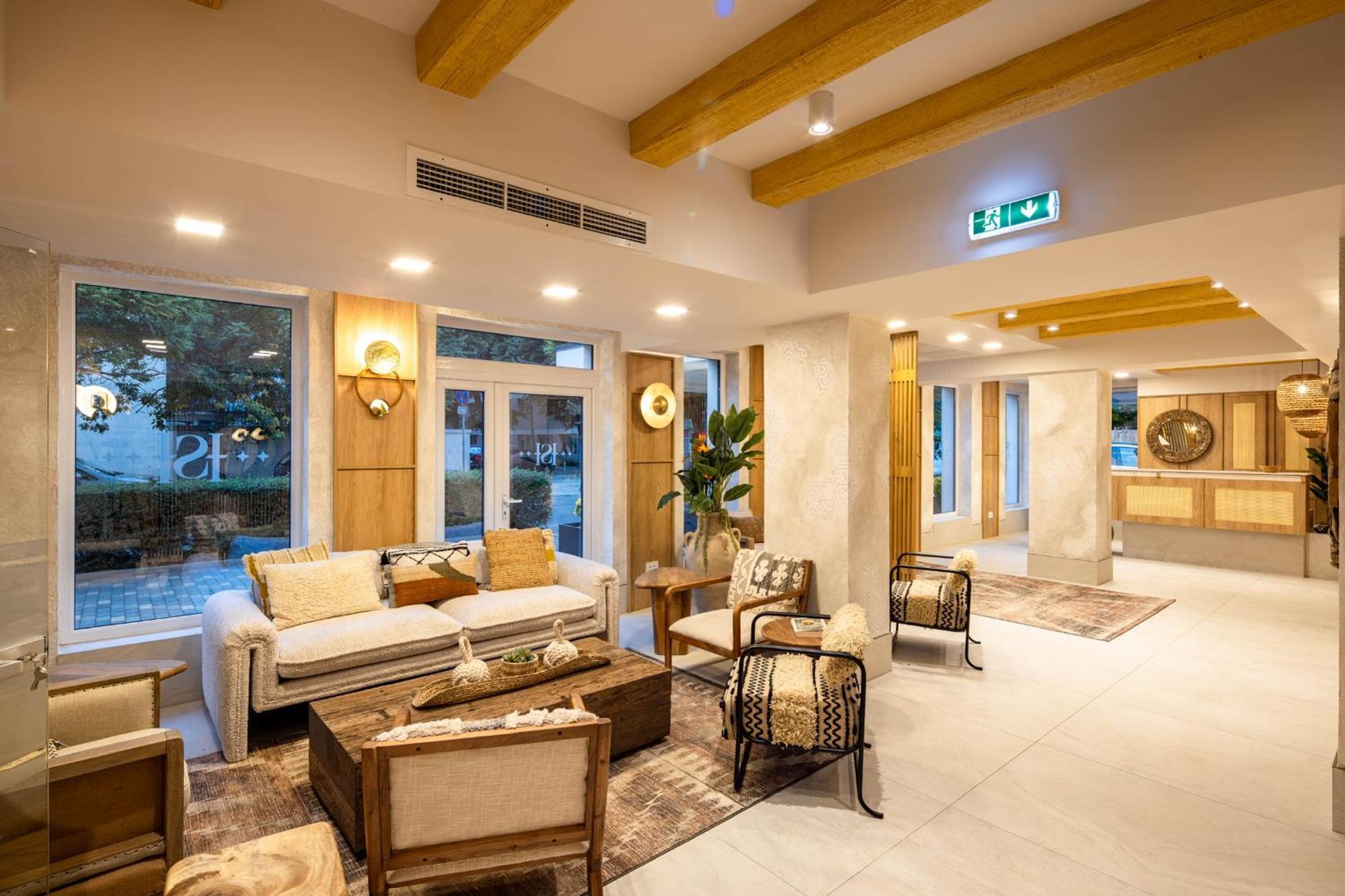 Hotel Serenity Temeşvar Dış mekan fotoğraf