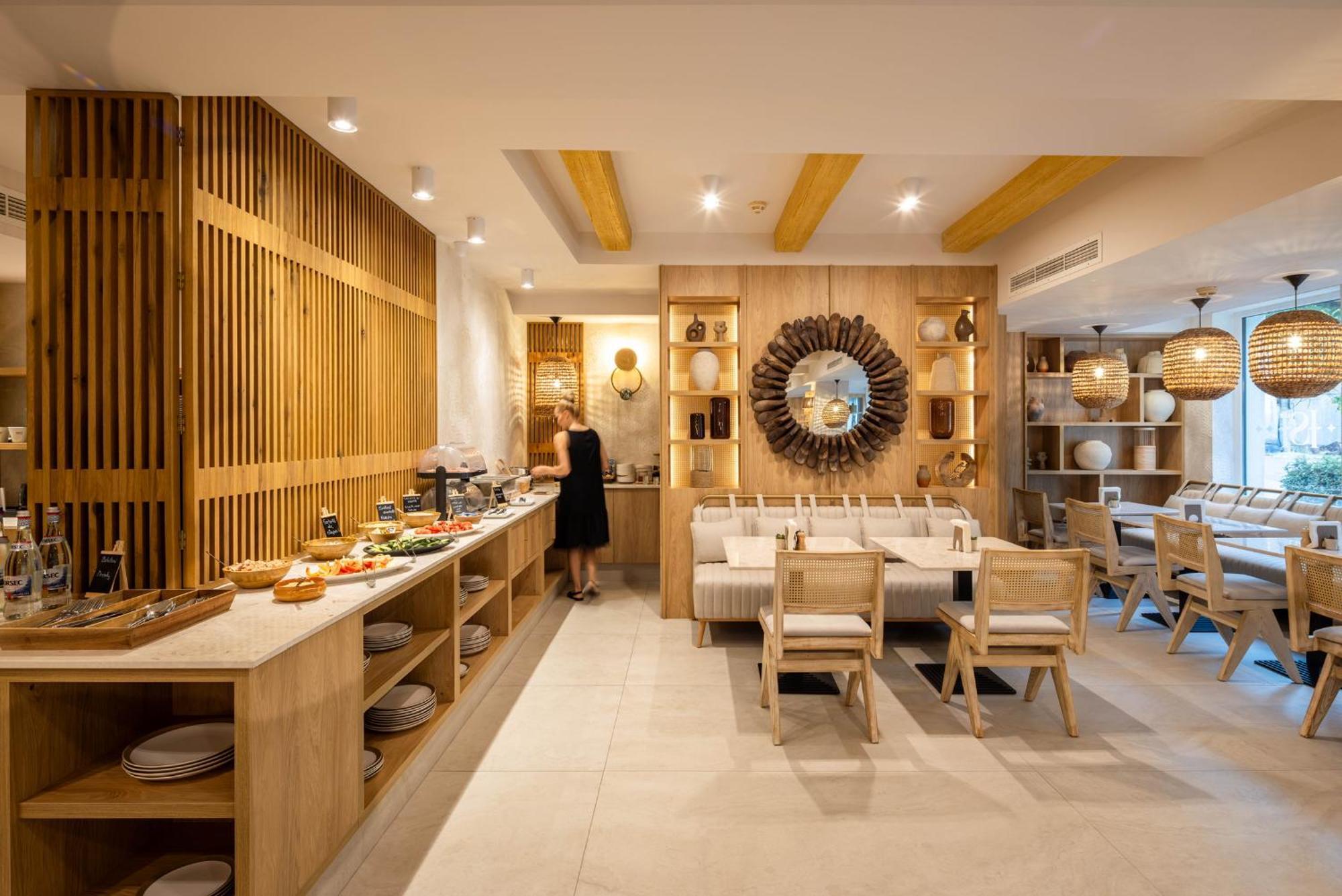 Hotel Serenity Temeşvar Dış mekan fotoğraf
